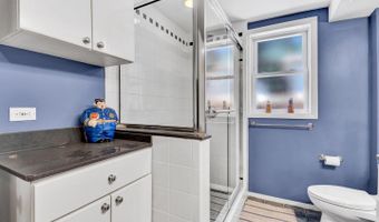 5829 MARBURY Rd, Bethesda, MD 20817