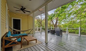 802 N Poplar St, Aberdeen, NC 28315
