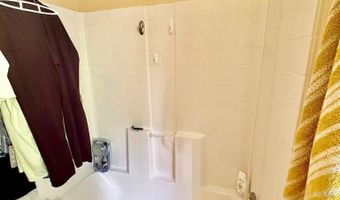 311 Ritter Hollow Rd, Avondale, WV 24811