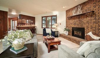 4814 OASIS St, Cheyenne, WY 82009