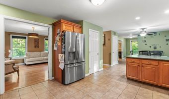 34 Chestnut Dr, Allenstown, NH 03275