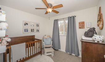 704 Woodrun Dr, Ballwin, MO 63021