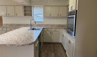 205 S Parkway Dr, Alvarado, TX 76009