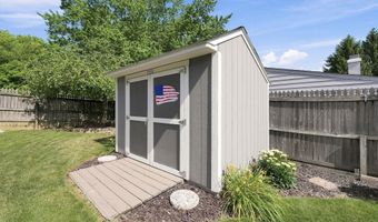 1004 Elm St, Auburn, IN 46706
