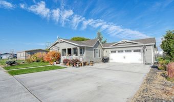 302 CLARENCE St, Boardman, OR 97818