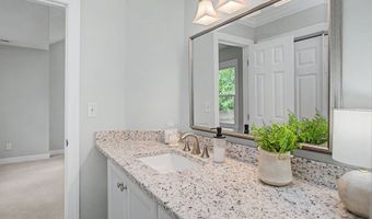 1001 Lantern Light Ct, Apex, NC 27502