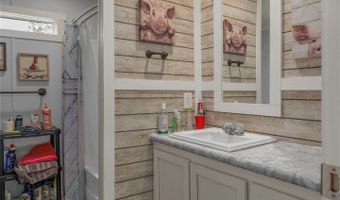 190 Padgett Rd, Benton, LA 71006