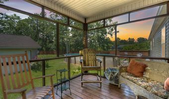 215 Hines Dr, Bonneau, SC 29431