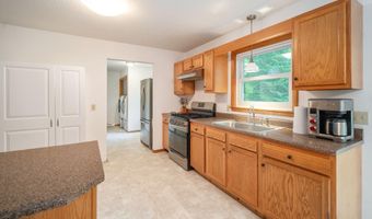 1129 Meadowdale Rd, Altamont, NY 12009