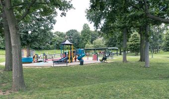 6101 EDSALL Rd 312, Alexandria, VA 22304