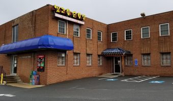 4121 CHATELAIN Rd 205, Annandale, VA 22003