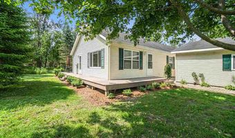 6590 6596 Admirals Pt, Alanson, MI 49706