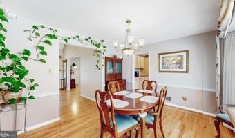 102 MERIDEN Dr, Hockessin, DE 19707