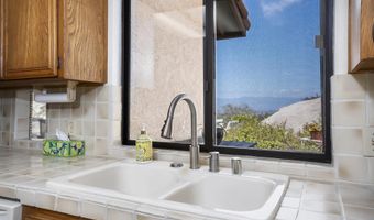 9522 Sage Hill Way, Escondido, CA 92026