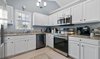 11 Dewey Dr, Adairsville, GA 30103