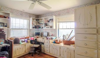 7 Mapleton Dr, Bedford, IN 47421