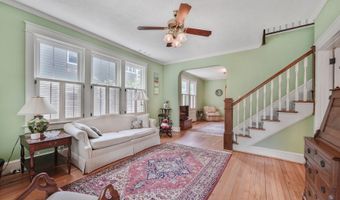 103 E MONROE Ave, Alexandria, VA 22301
