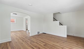 378 Cross St, Akron, OH 44311