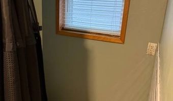 607 L St, Aurora, NE 68818