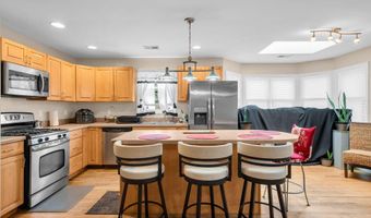 14 Dolan Ave, Aberdeen, NJ 07747