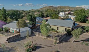 405 W Avenue E, Alpine, TX 79830