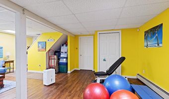 40 Pheasant Run Rd, Belgrade, ME 04917