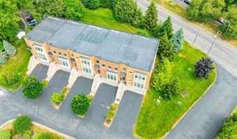 3 Bryn Mawr Ct, Albany, NY 12211