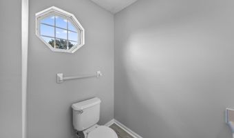 2392 Minerva Park Pl, Columbus, OH 43229