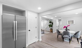 36 Deerfield St, Bergenfield, NJ 07621