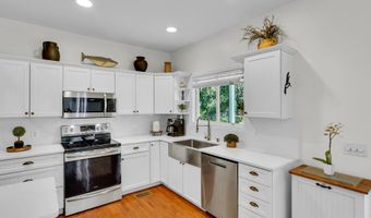 23 Little Creek Rd, Beaufort, SC 29907