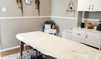 412 W Main St, Artesia, NM 88210