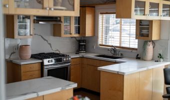 527 Clubhouse Dr, Aptos, CA 95003