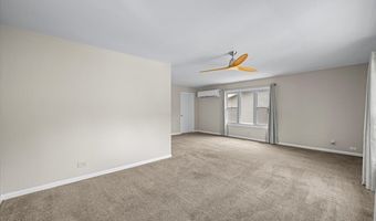 640 Ash St, Algonquin, IL 60102