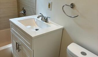 1801 KEY Blvd N 10501, Arlington, VA 22201