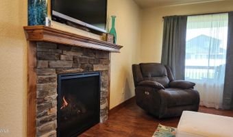 518 Medora Ave, Bismarck, ND 58503