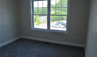 68 Greene St 5, Warwick, RI 02886
