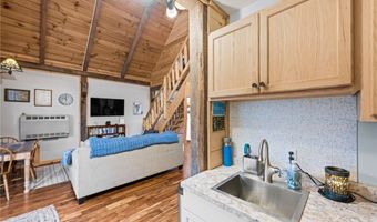 5825 Lake Rd 9, Ashtabula, OH 44004