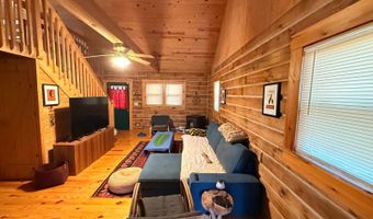 3210 CEDAR GAP Ln, Birdseye, IN 47513