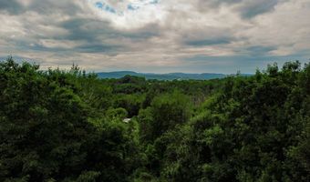 1073 Chapel Rd, Bennington, VT 05201