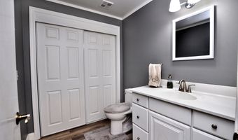 23 Kingsbridge, Avon, CT 06001