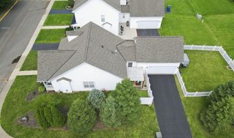 3992 Trade Royal Crossing Dr, Columbus, OH 43230