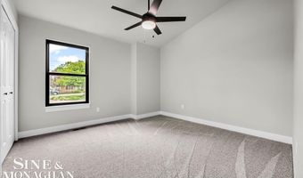 144 Channelsyde Dr, Algonac, MI 48001