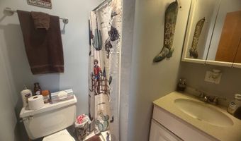 631 W Walnut St, Albion, NE 68620