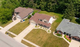 2312 Northgate Blvd, Auburn, IN 46706