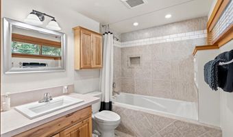 20246 E Cape Horn Rd, Bayview, ID 83803