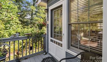 2 Westminster Dr, Asheville, NC 28804