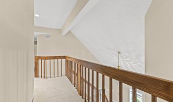 2766 Maitland Dr, Ann Arbor, MI 48105