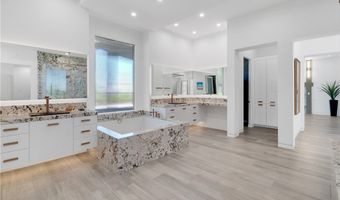10 Ridge Blossom Rd, Las Vegas, NV 89135