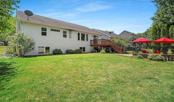 2744 W COMMONWEALTH Ct, Appleton, WI 54914