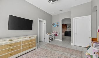 526 ISLEBAY Dr, Apollo Beach, FL 33572